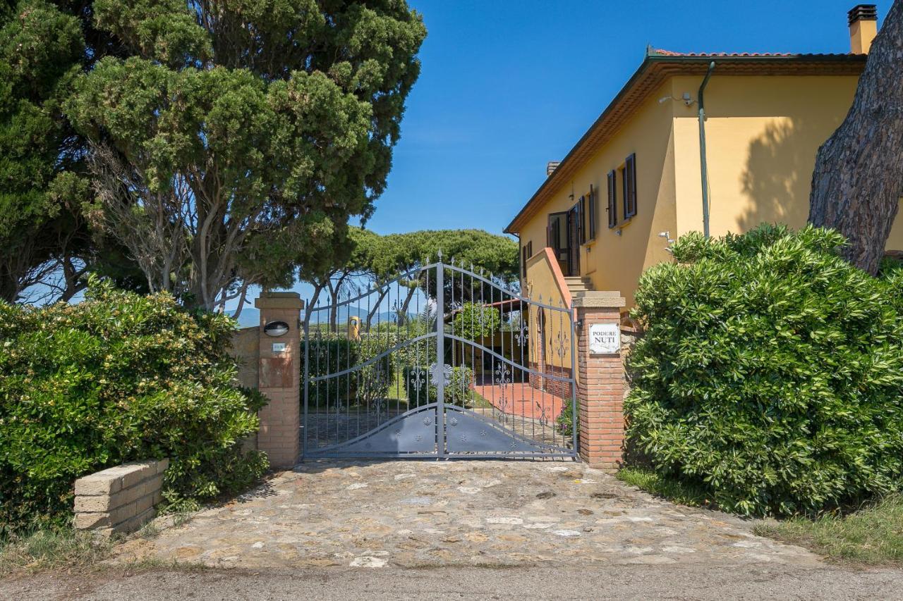 Podere Nuti - 1 La Regola Cecina  Exterior photo
